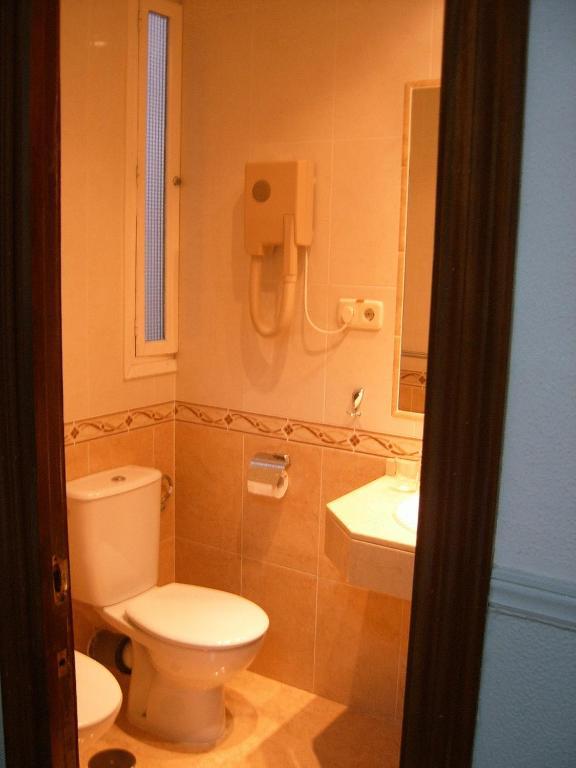 Corbero Hotel Madrid Eksteriør billede